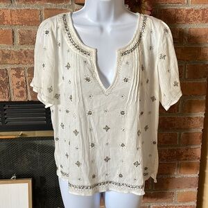 Abercrombie & Fitch Off White Embellished Short Sleeve Shirt